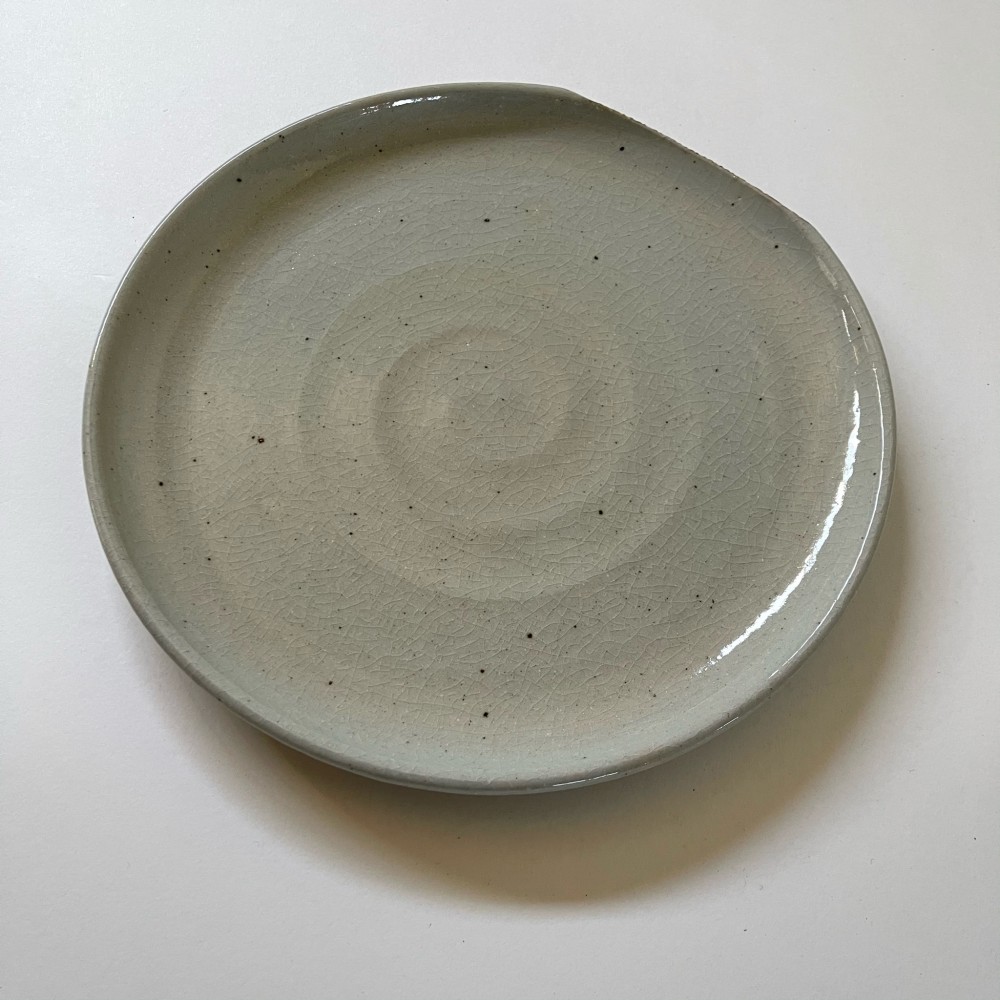 皿［幅：３２センチ・高さ：３.５センチ］［讃窯］